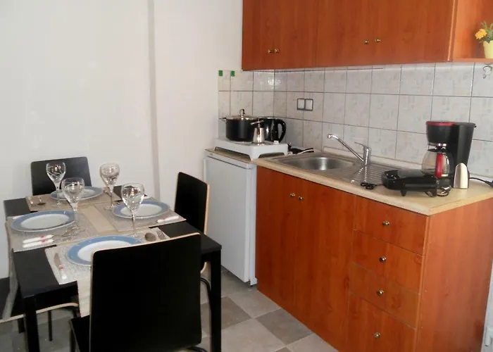 Ekali 利迈纳里亚