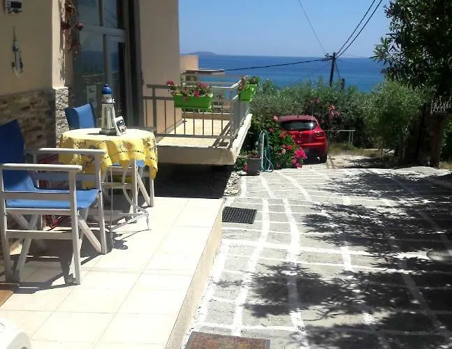 Ekali 利迈纳里亚